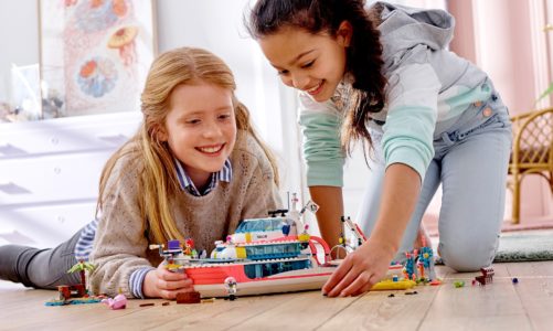 DZIEWCZYNY Z LEGO® FRIENDS RATUJĄ MORSKIE ZWIERZĘTA